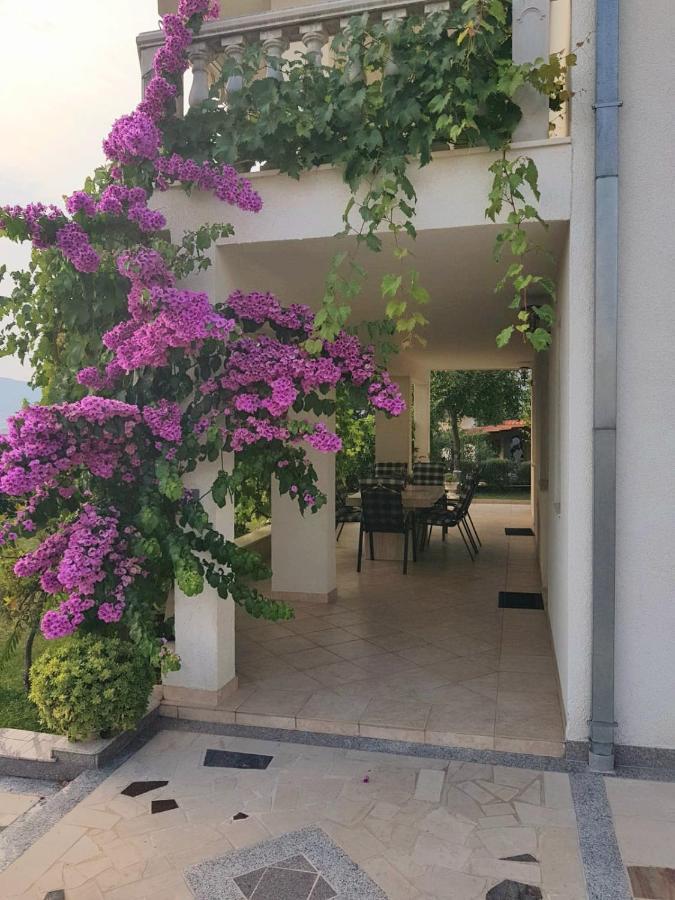 Apartmani Jureta Округ Горни Екстериор снимка