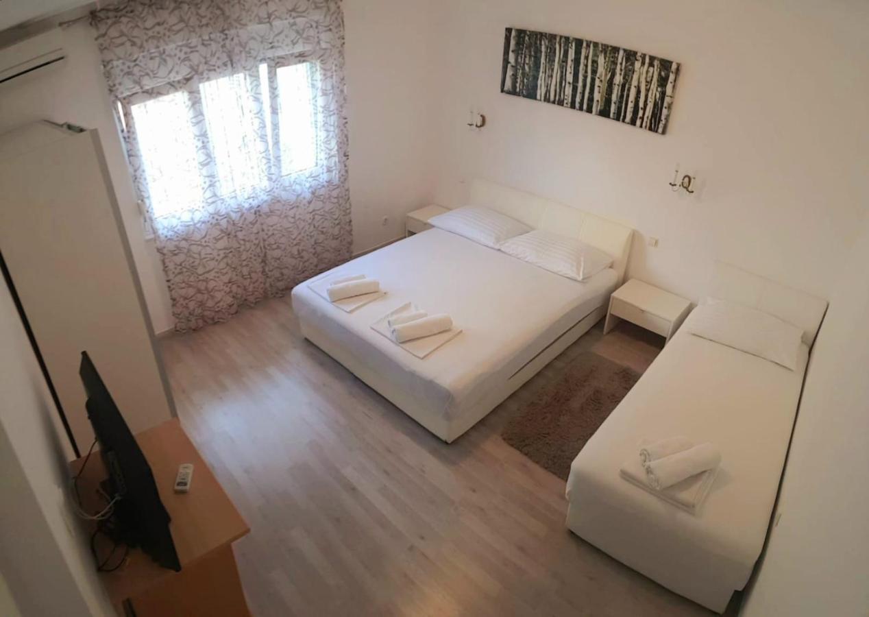 Apartmani Jureta Округ Горни Екстериор снимка