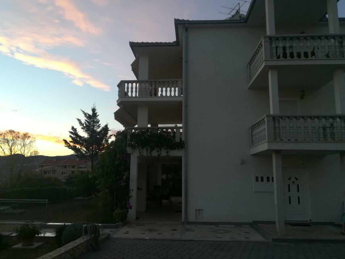 Apartmani Jureta Округ Горни Екстериор снимка